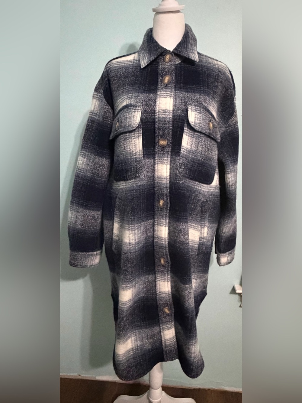 Gap Long Wool Plaid Shacket Jacket - Blue/Navy/White Plaid - Size M